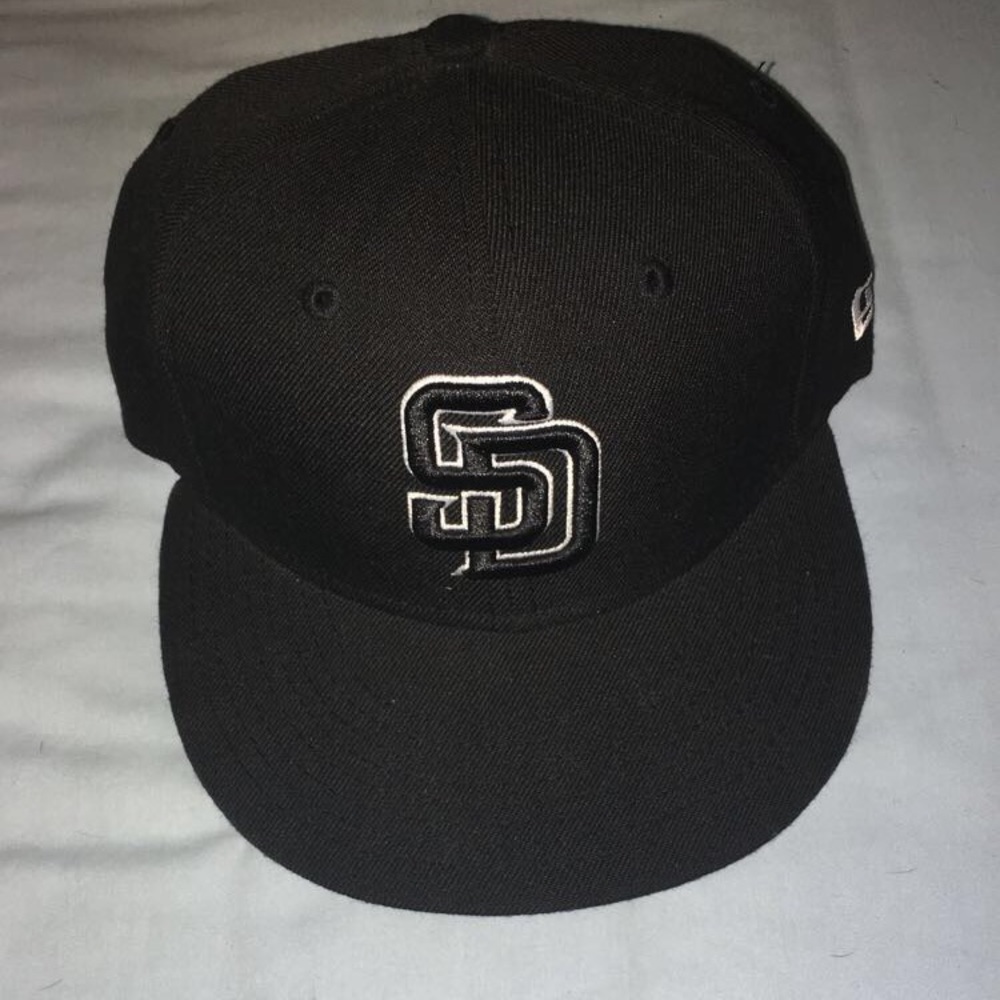 New Era fitted hat San Diego Padres size 7